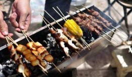 烧烤搞笑爆料视频下载,搞笑爆料视频引网友热议