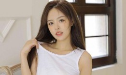 美女爆料博主高颜值视频,视频中的惊艳瞬间